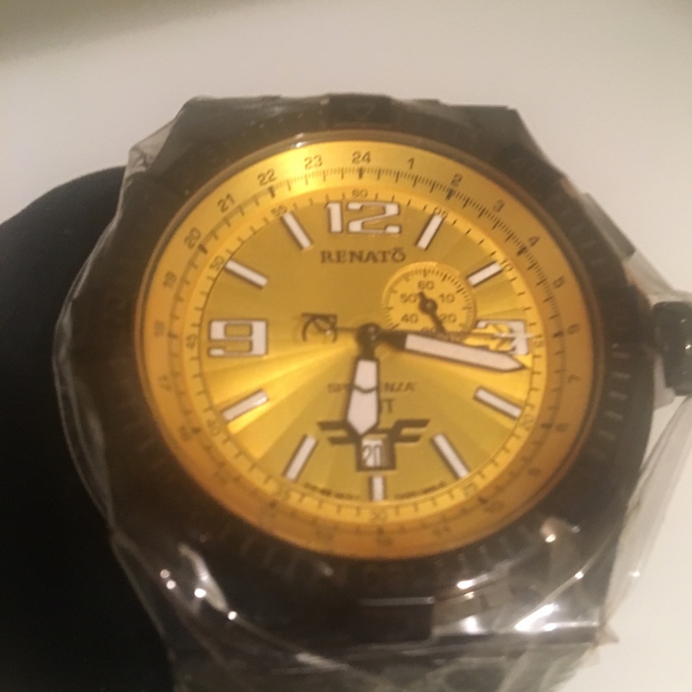 Renato Watch
